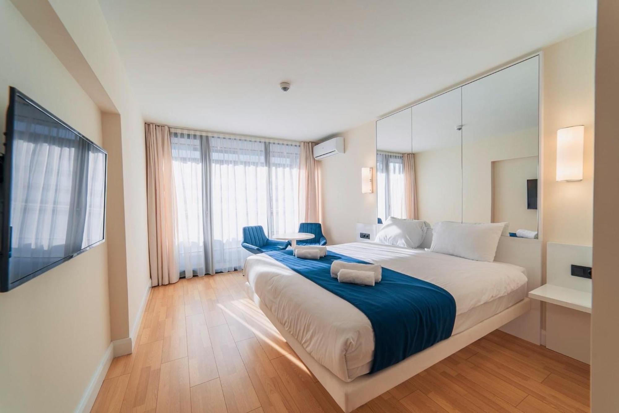 Orbi City Suite 巴统 外观 照片
